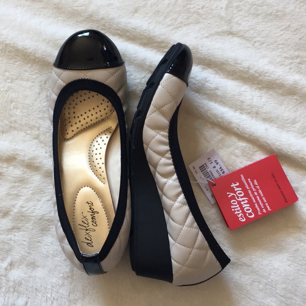DexFlex Comfort Flat Wedges